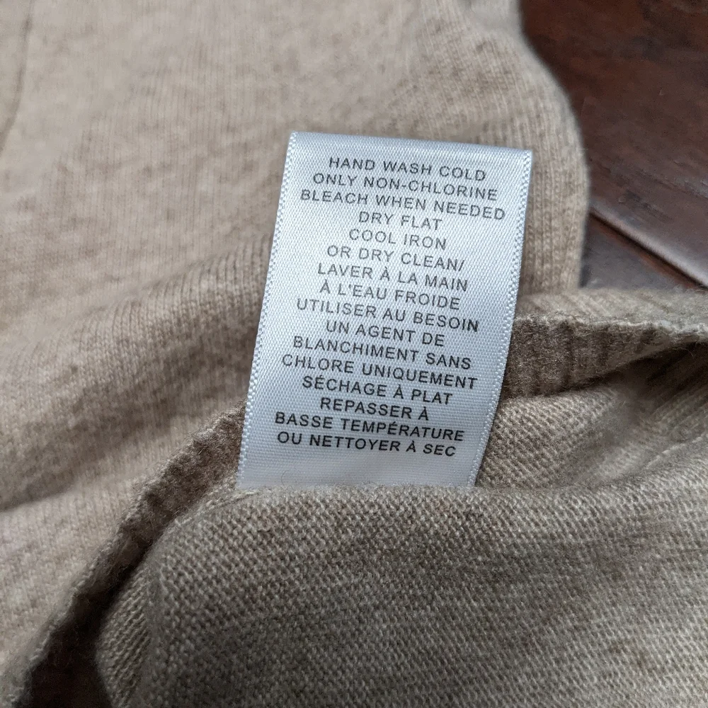 Tan Banana Republic Cardigan - Picture 6 of 15